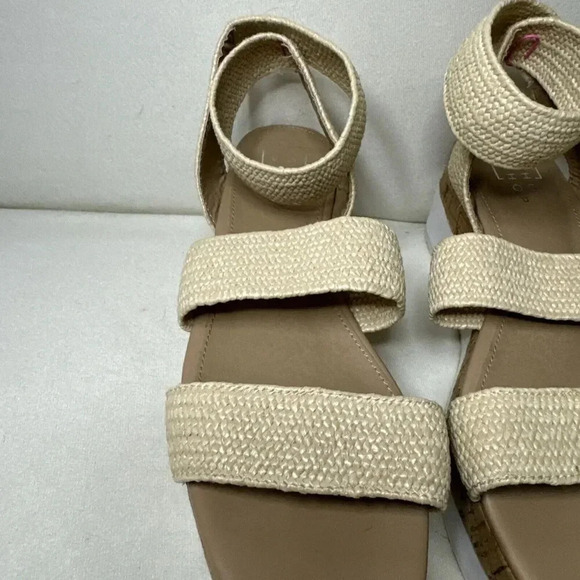 Shu Shop Mandy Sandal for Women Size 7.5 Beige Tan Platform - Picture 2 of 7